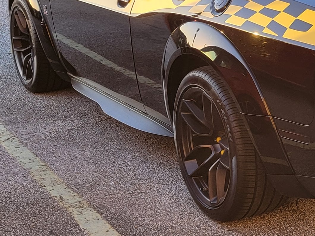 MP Concepts Side Skirts (08-23 Challenger)