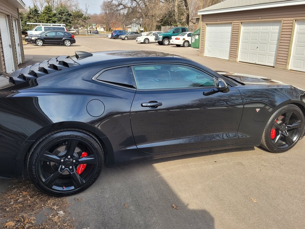 MP Concepts Quarter Window Scoops; Gloss Black (16-24 Camaro Coupe)