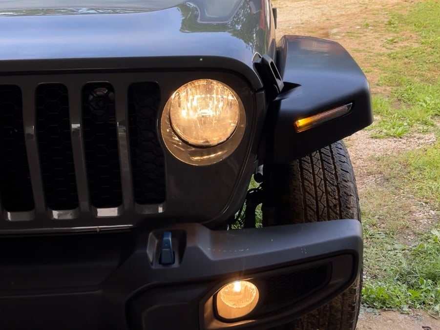MP Concepts Thanos Front Fender Flares with DRL (20-25 Jeep Gladiator JT)