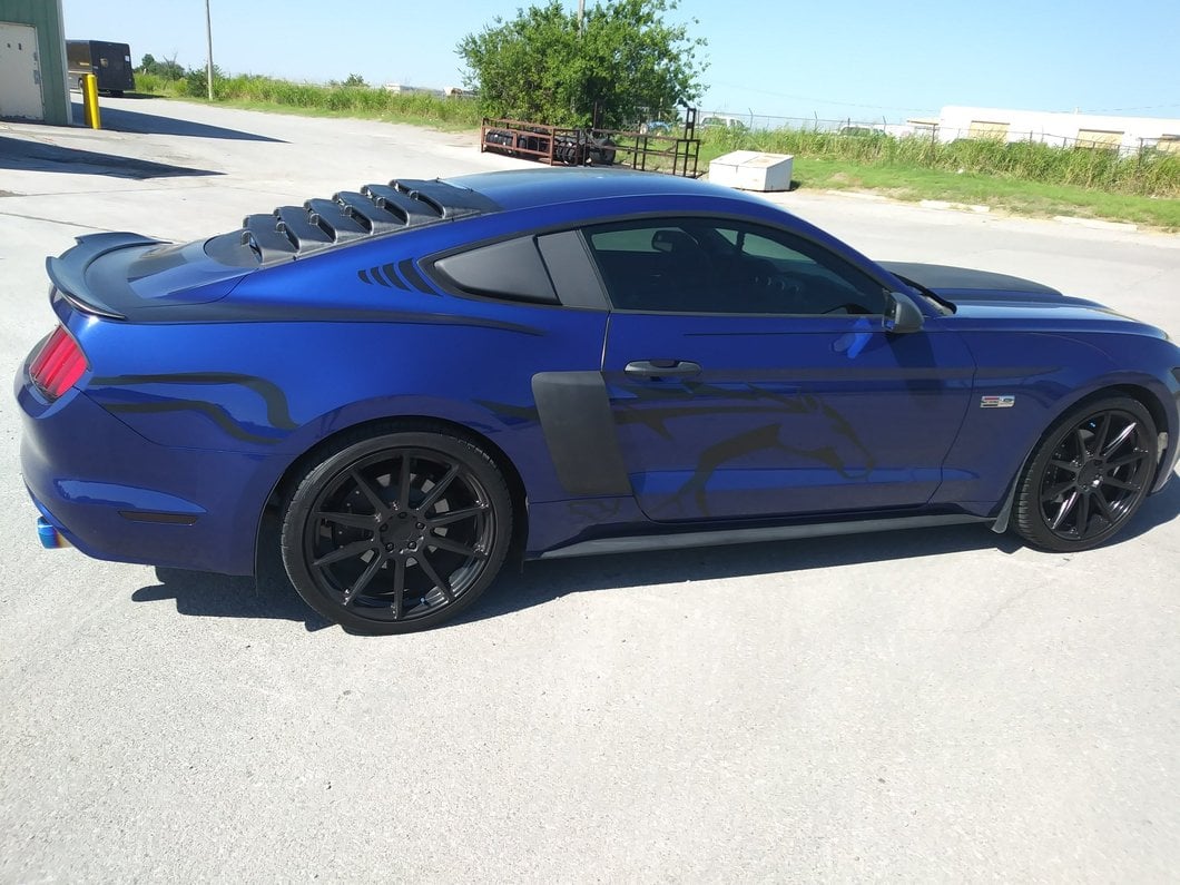 MP Concepts Quarter Window Scoops; Gloss Black (15-23 Mustang Fastback)
