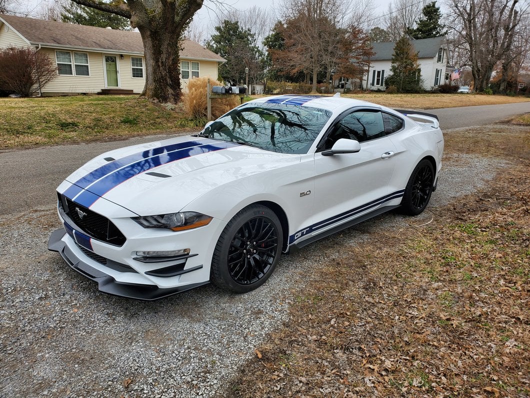 MP Concepts GT350 Style Rocker Splitters (15-23 Mustang GT, EcoBoost, V6)