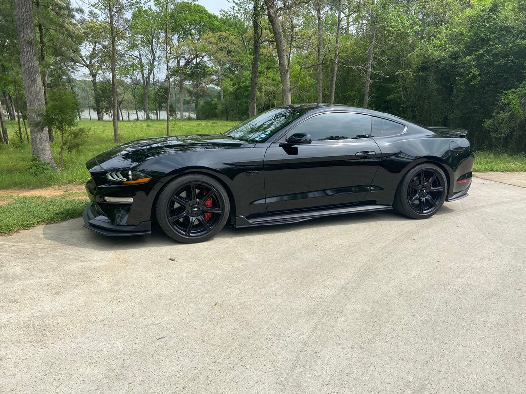 MP Concepts Chin Spoiler (18-23 Mustang GT w/o Performance Pack, EcoBoost w/o Performance Pack)