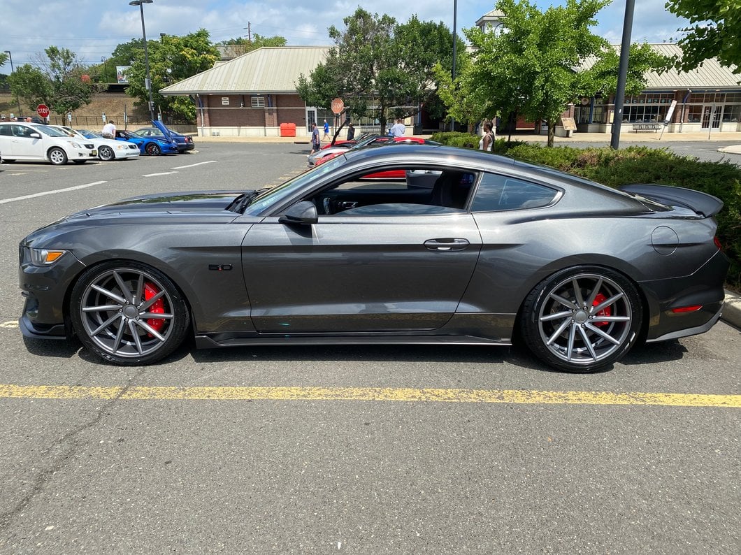 MP Concepts GT350 Style Rocker Splitters (15-23 Mustang GT, EcoBoost, V6)